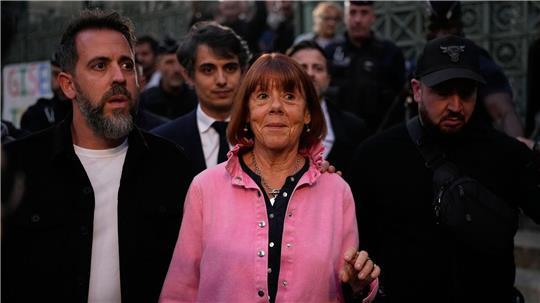 Pelicot beschreibt in ihren Memoiren, wie ihr Leben verlief und wie sie nach den jahrelangen Übergriffen ihres Mannes zurück in eine Normalität fand. (Archivbild)