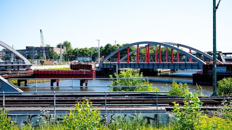 Pendler im Norden brauchen Geduld.