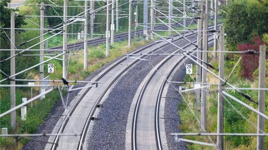 Pendler müssen sich bis Mitte Juni auf zusätzliche Ausfälle einstellen. (Archivbild)