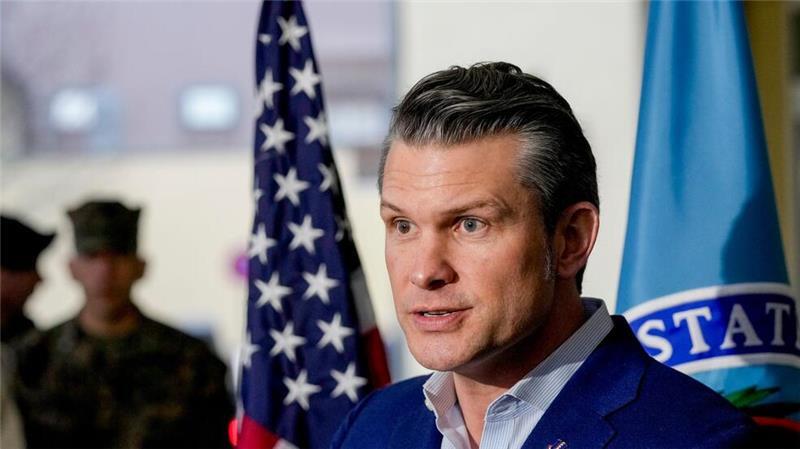 Russland attackiert Kiew mit ballistischen Raketen Pentagon-Chef Pete Hegseth kommt erstmals zu einem Treffen der Ukraine-Kontaktgruppe und der Nato-Verteidigungsminister nach Brüssel.