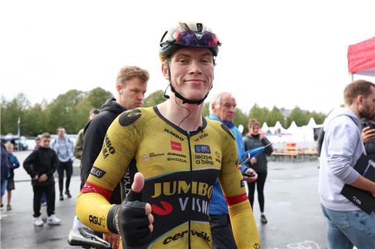 Per Strand Hagenes aus Norwegen vom Team Jumbo-Visma hat den 18. Münsterland-Giro gewonnen.