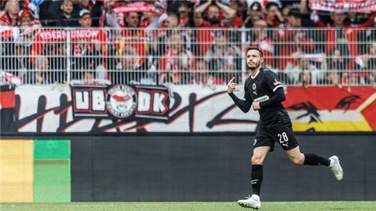 Pereira Lage gelang ein Traumtor.