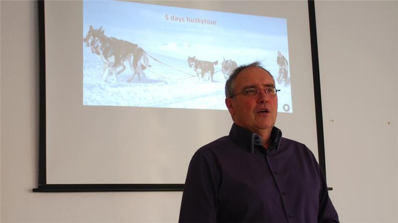 Peter Sommer hielt am Montag beim DRK Ortsverband Drochtersen seinen Reisevortrag über die Husky-Tour.