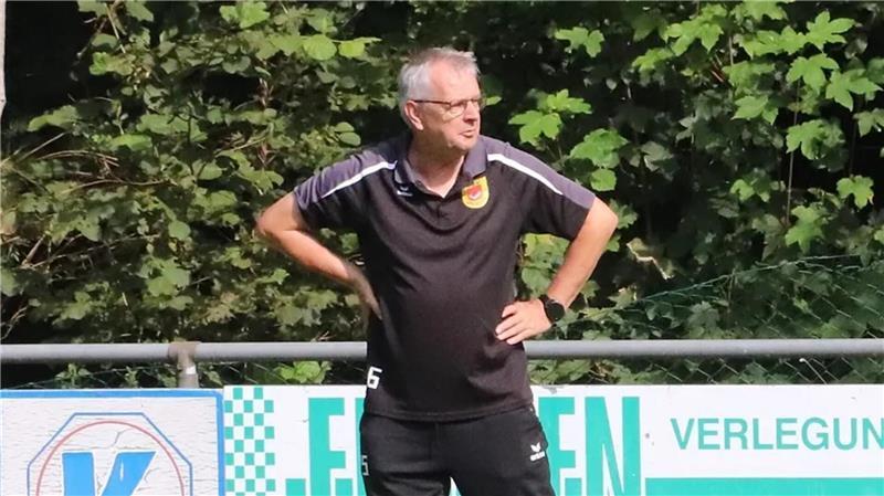 Peter Steffens hört beim TSV Apensen II als Trainer auf und ist verärgert.