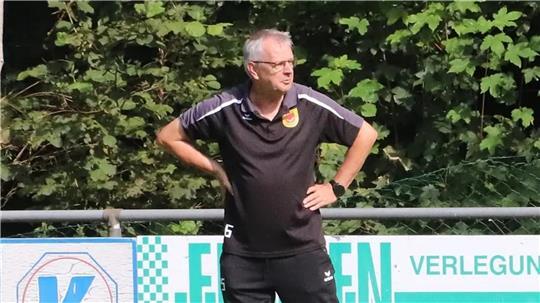 Peter Steffens hört beim TSV Apensen II als Trainer auf und ist verärgert.