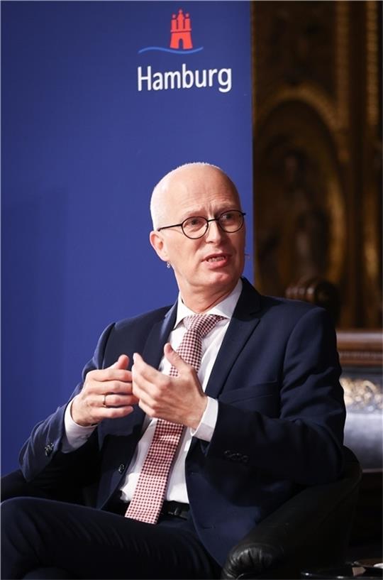 Peter Tschentscher.