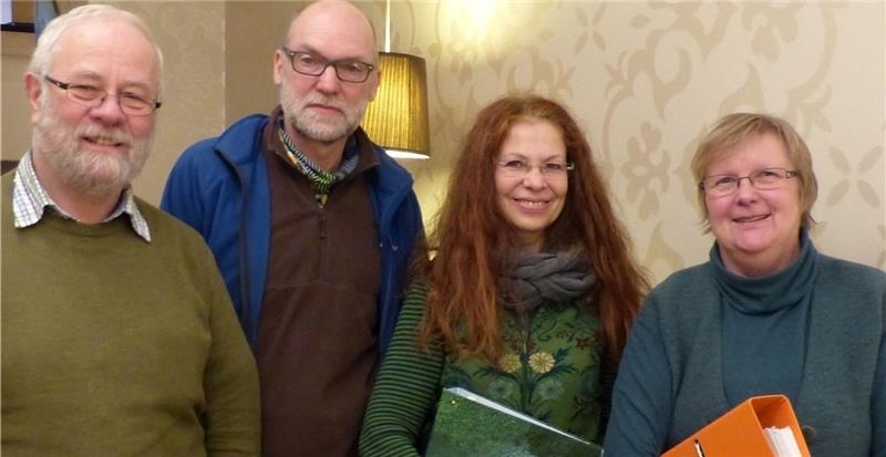 Peter Wortmann, Günter Rademacker, Alisa Steinberger und Ursula Männich-Polenz (Foto von links) laden zur Bürgerbeteiligung ein.