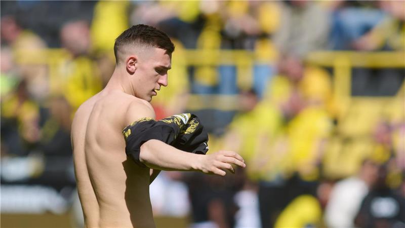 Bayer zurück im Königsklassen-Rennen - Wolfsburg verliert Pfiffe trotz Vertragsverlängerung für Nico Schlotterbeck.