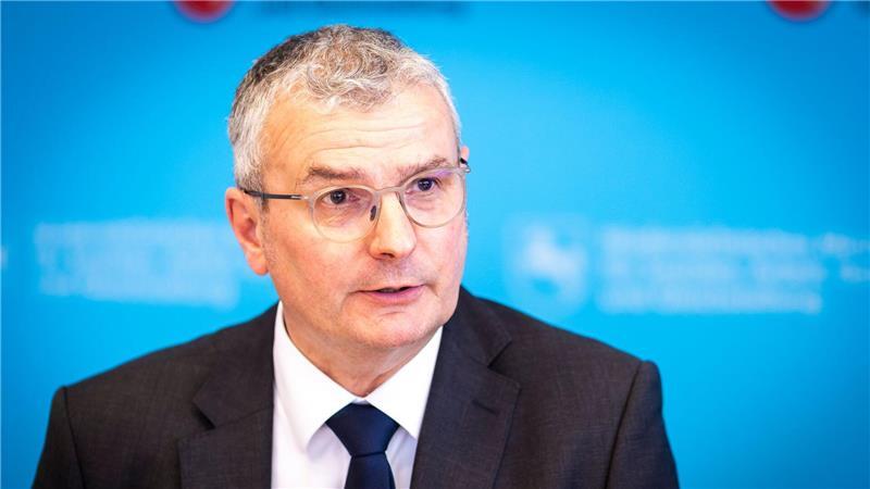 Pflege ist längst wieder ein Armutsrisiko, sagte Hans-Joachim Lenke, Vorstandssprecher der Diakonie Niedersachsen. (Archivbild)