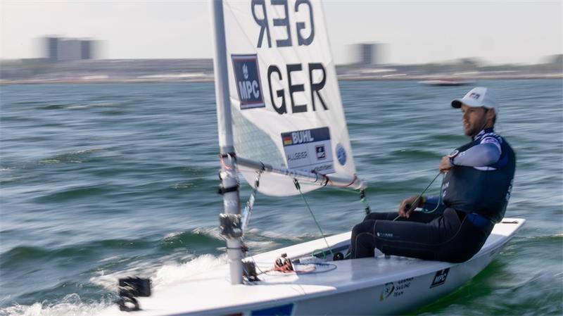 Philipp Buhl segelt bei der Kieler Woche.
