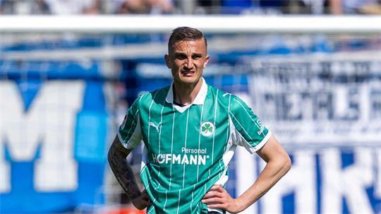 Philipp Ziereis verabschiedet sich aus Fürth. (Archivbild)