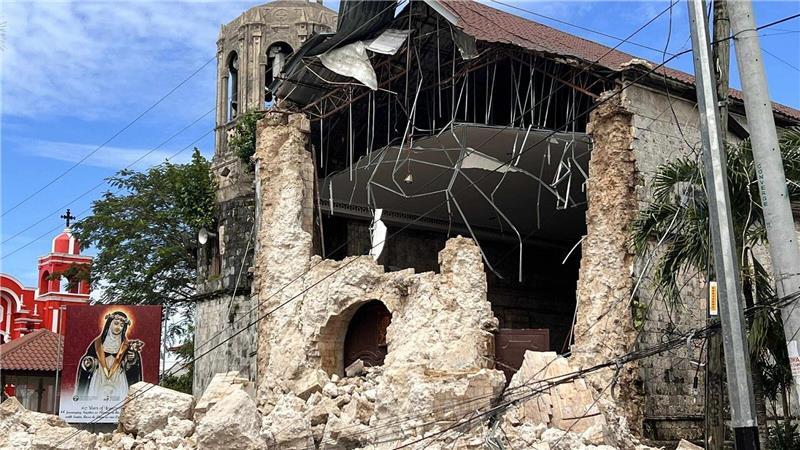 Philippinen: Erdbeben hinterlässt deutliche Schäden an den Gebäuden.