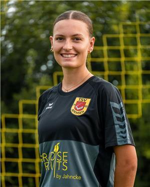 Von der Reith bis Danaci: So richtig und daneben lagen die Bundesliga-Orakel Pia Teetz (24), Kapitänin des TSV Apensen und HSV-Fan (Tipp Platz 14). Sie verfolgt die Bundesliga im Live-TV.