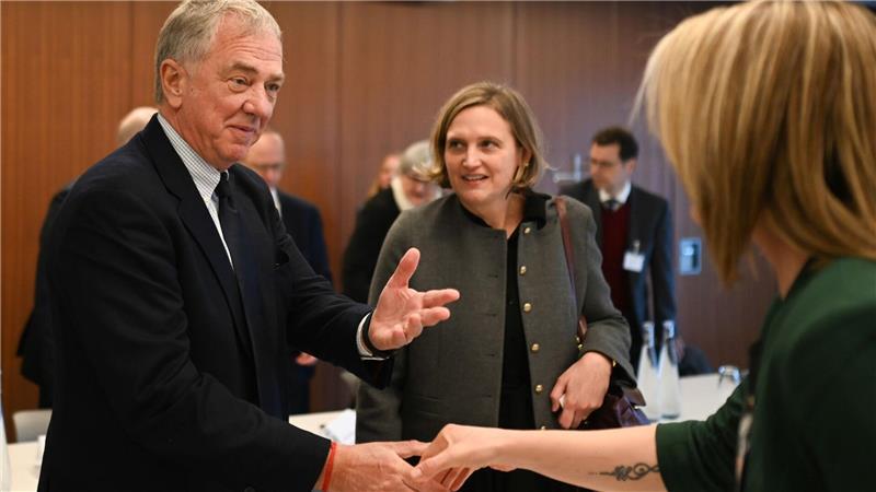 Pierfrancesco Vago will das Schiffbau-Know-how der Meyer Werft erhalten.