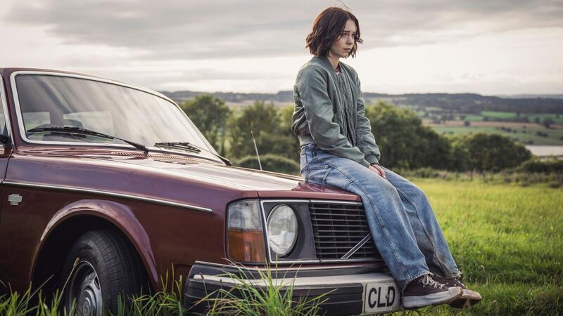 Pip (Emma Myers) grübelt über einen Mordfall.