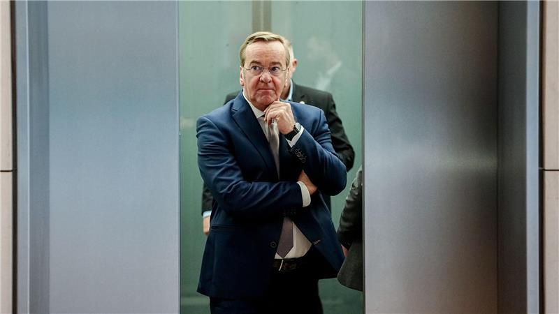 Pistorius bei SPD-Fraktion: Weg frei für Grundsatzdeal zur Wehrdienst-Reform