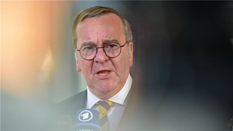 USA warnen Nato-Partner: Truppenpräsenz kommt auf Prüfstand Pistorius sieht Europa bei der eigenen Verteidigung in der Verantwortung.