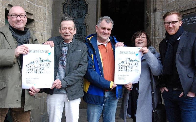 Planen das Buxtehuder Kunstfest : Sven Brauer, Olaf Iwersen, Stefan Rieckmann, Erika Stüben-Kaiser und Torsten Lange. Foto Felsch