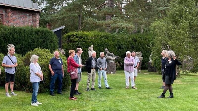 Plattdeutsche Führung zum Künstlerehepaar Bossard und Klönschnack Plattdeutsche Führung durch das Museum Kunststätte Bossard.