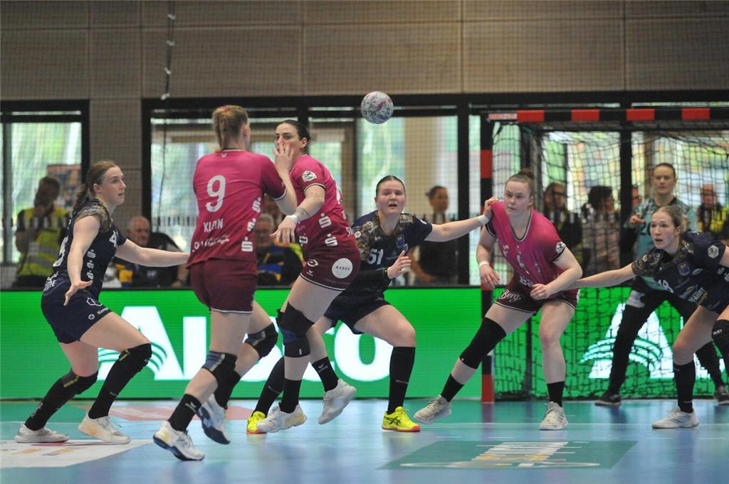 Play-off-Auftakt BSV vs. TUS Metzingen