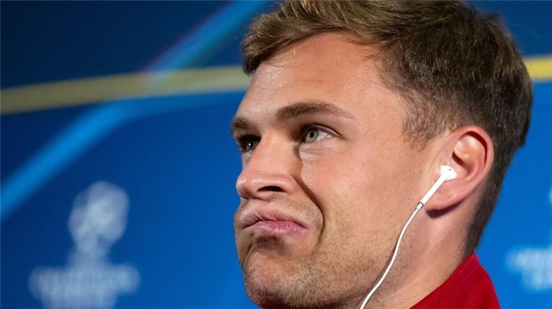 Stromausfall stoppt Kimmich - Vorfreude auf Flick Plötzlich war der Strom weg und Joshua Kimmich konnte seine Ausführungen nicht beenden.