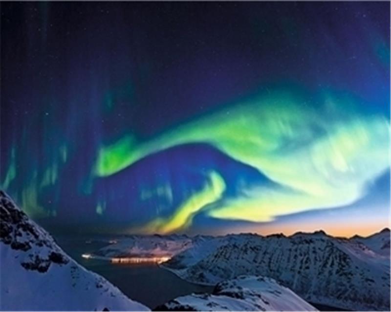 Polarlicht über der Insel Skjervøy. Foto Olsen