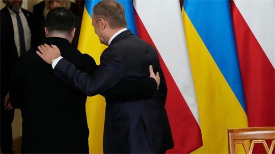 Polens Regierungschef Tusk muss bei der Wiederaufbaukonferenz auf Selenskyj verzichten. (Archivbild)