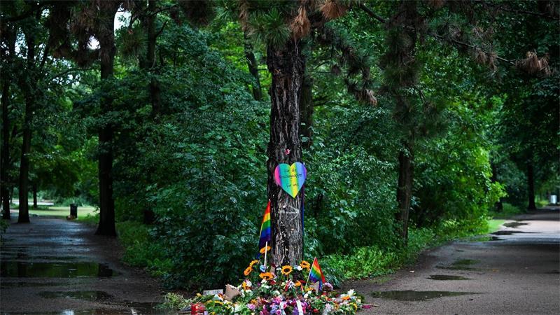 Politiker diskutieren nach dem Terroranschlag auf den CSD in Berlin über eine schärfere Überwachung islamistischer Gefährder. 