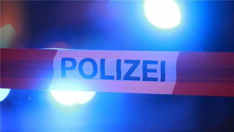 Polizei und Bezirksamt haben am Freitag gezielt gegen illegales Glücksspiel in Hamburg durchgegriffen. (Symbolbild)