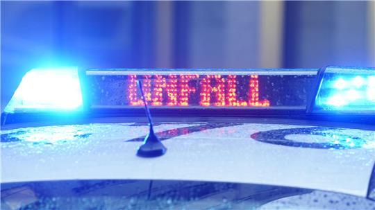 Polizeieinsatz in Hamburg-Lohbrügge nach einem mutmaßlichen Autorennen. (Archivbild)