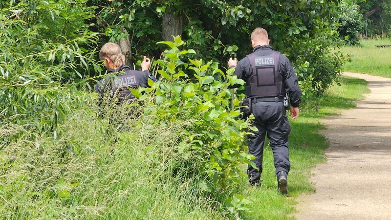 Suche nach Valeriia in Döbeln wird fortgesetzt Polizisten suchen im sächsischen Döbeln nach dem vermissten Mädchen.