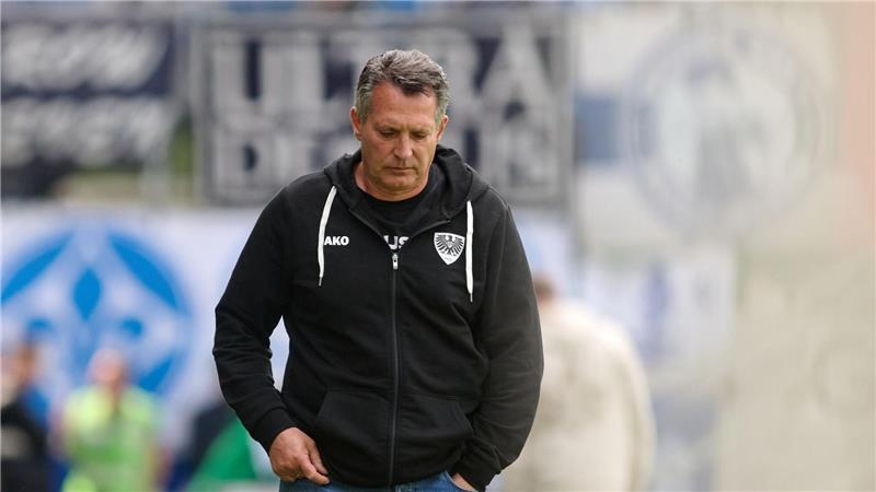 Preußen Münster und Trainer Alois Schwartz stehen als erster Absteiger aus der 2. Bundesliga fest. 