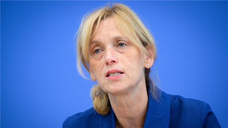 Bald Mutterschutz für Selbstständige? Umsetzung noch unklar Prien will im kommenden Jahr einen Vorschlag zum Mutterschutz für Selbstständige vorlegen. (Archivbild)
