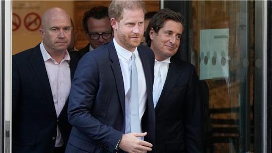 Prinz Harry sagte bereits bei seiner Klage gegen den Verlag des „Daily Mirror“ als Zeuge vor Gericht aus. (Archivbild) 