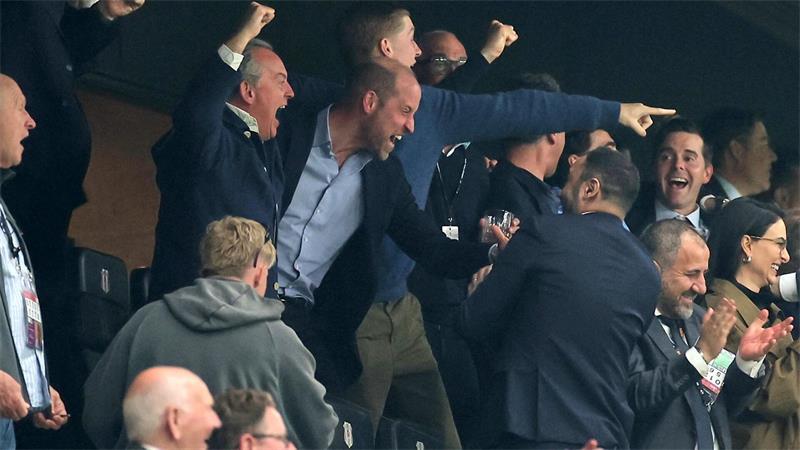 Prinz William fiebert immer wieder im Stadion mit seinem Lieblingsverein Aston Villa mit. (Archivbild)