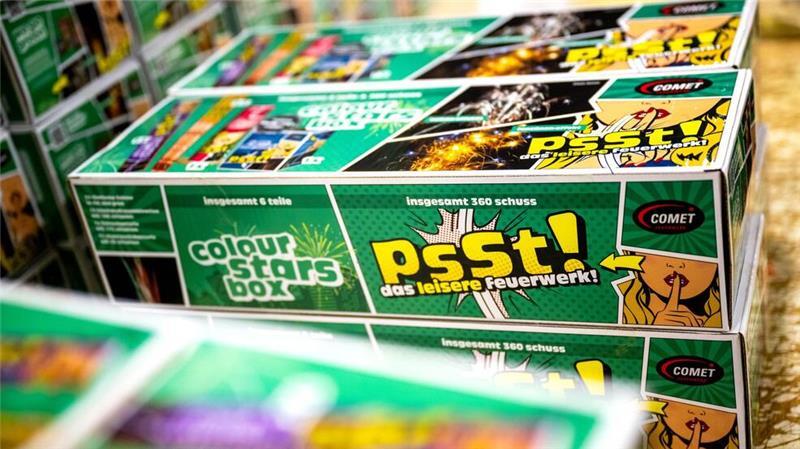 Weniger Plastik bei Feuerwerks-Produkten Produkte der „Silence Line“ verzichten auf laute Knall-Zerleger und sind leiser als konventionelles Feuerwerk.