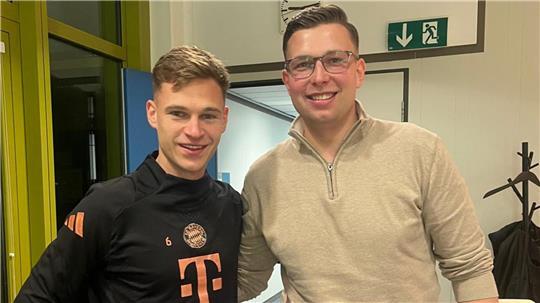 Profi und Amateur: Joshua Kimmich und Justin Barke hinter den Kulissen beim "Aktuellen Sportstudio".
