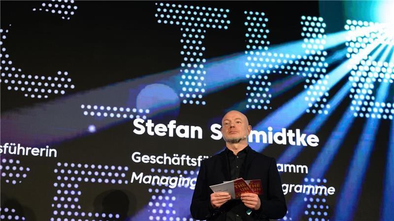 Programmgeschäftsführer Stefan Schmidtke: „Über 2.000 Veranstaltungen haben die Stadt zu einem internationalen Magneten gemacht.“ 