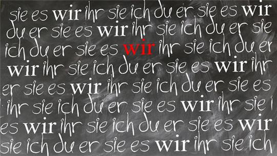 Pronomen drücken Beziehungen und Ansprache aus. Foto: Pixabay