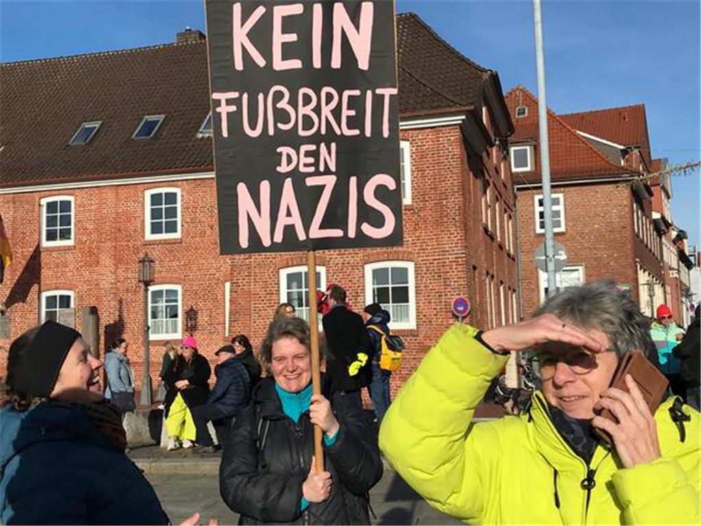 Protest auf dem Sande.