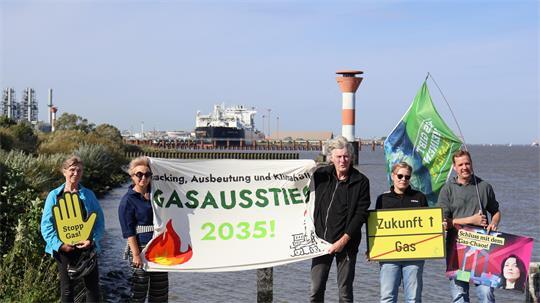 Protest gegen den Bau des LNG-Terminals in Stadersand.