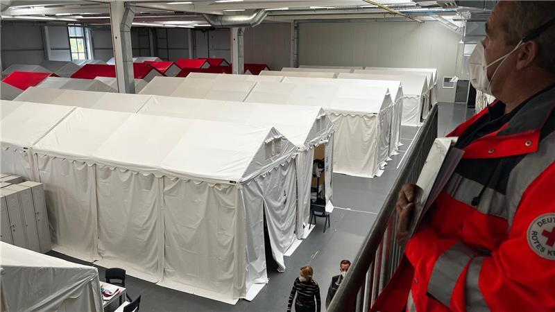 Provisorische Unterkünfte in großen Sporthallen. Auch das gab es schon im Landkreis Stade.