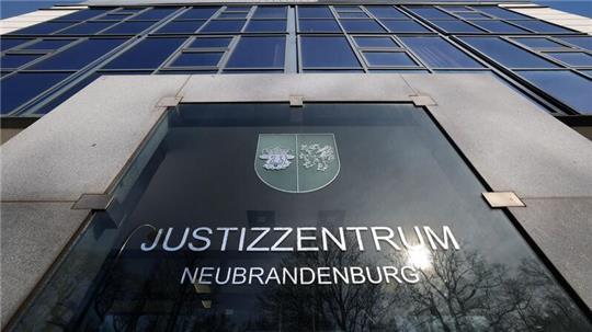 Prozess wegen Kindesmissbrauchs am Landgericht Neubrandenburg