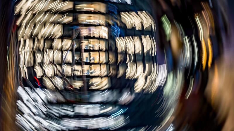 Viele Beschäftigte leiden unter psychischen Problemen Psychische Belastungen im Zusammenhang mit der Arbeitsituation nehmen laut einer Studie zu.