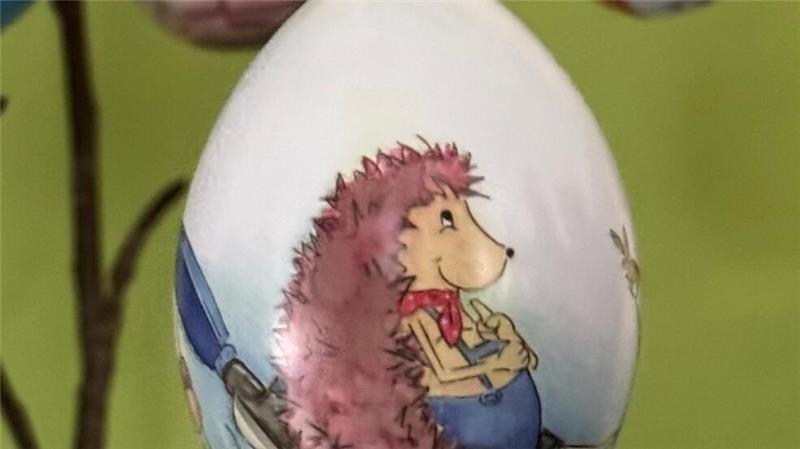 Pünktlich zu Ostern verkaufen die Damen des Lions Club Buxtehude wieder das Buxtehuder Osterei.