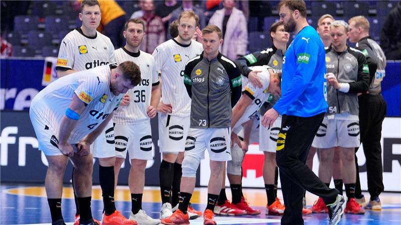 Pure Enttäuschung: Das DHB-Team nach der WM-Pleite gegen Portugal vor einem Jahr. (Archivbild)