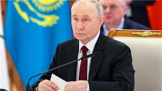 Putin sagt beim Wirtschaftsgipfel der Eurasischen Union, die Vorwürfe gegen Russland wegen eines Drohneneinschlags in Rumänien seien nicht bewiesen. 