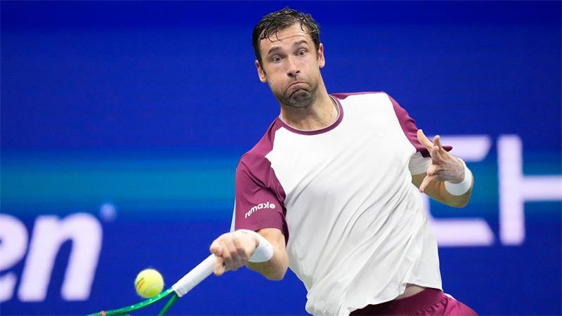 „Ziemlich scheiße“: Zverev zittert sich nach 2 Uhr weiter Quentin Halys hält lange gut mit.