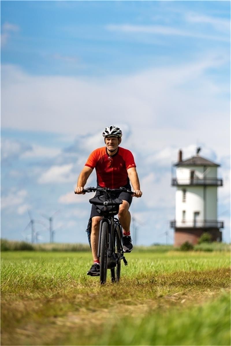 Radfahren spielt eine immer größere Rolle in der Urlaubsregion Kehdingen . Foto: Tourist-Info Kehdingen