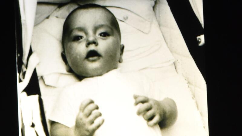 Foto von Rainald Grebe als Baby im Kinderwagen